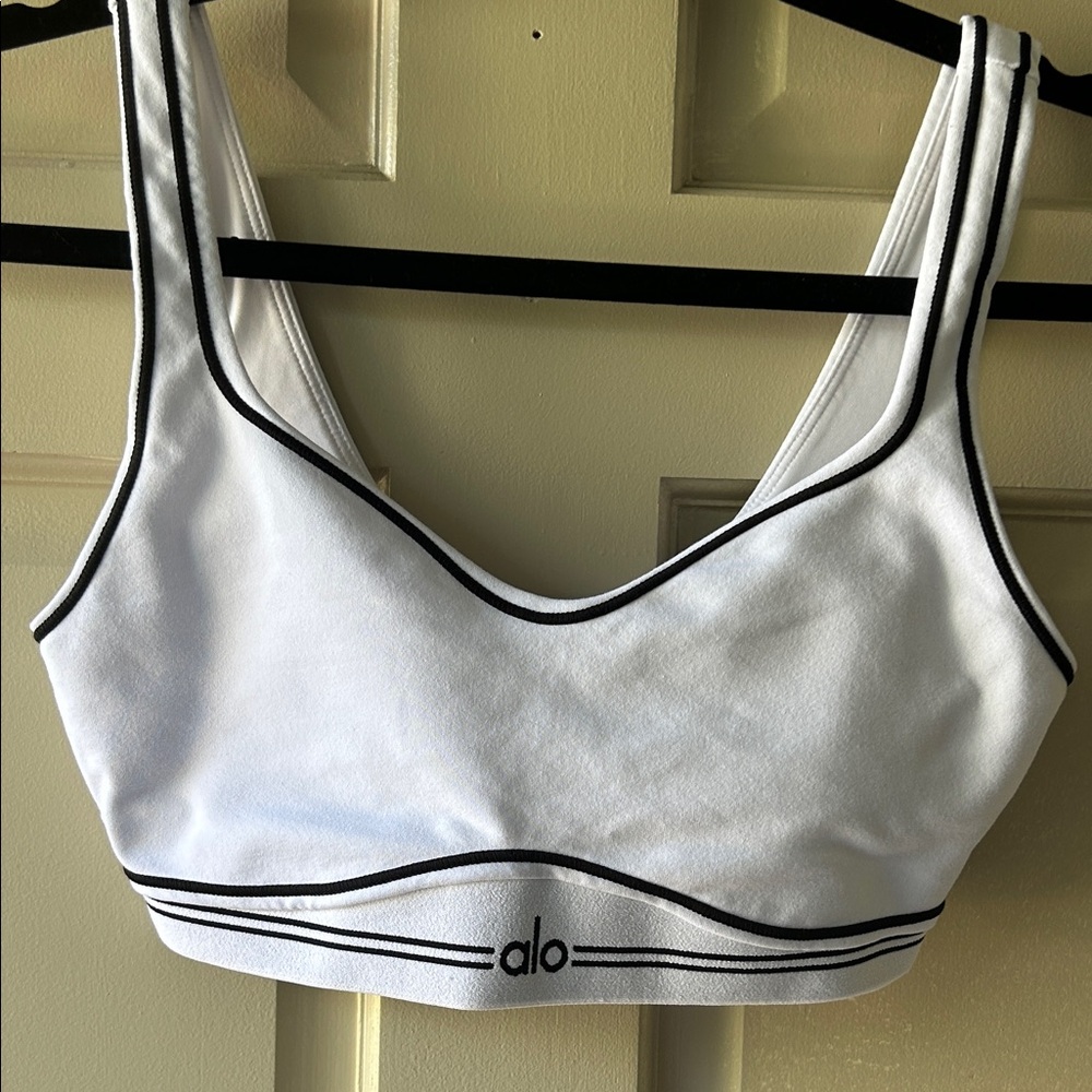 ALO Yoga White Sports Bra with Black Piping